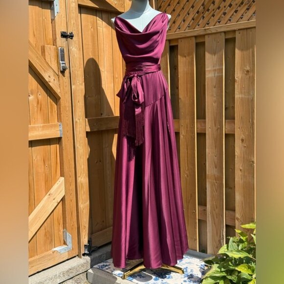 🆕 BRONX & BANCO 🧿 NWOT Leo Burgundy Silk-Blend Maxi Dress Gown, Sz L US 8 - Picture 2 of 15
